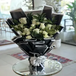 بوكيه ورد بياض الثلج